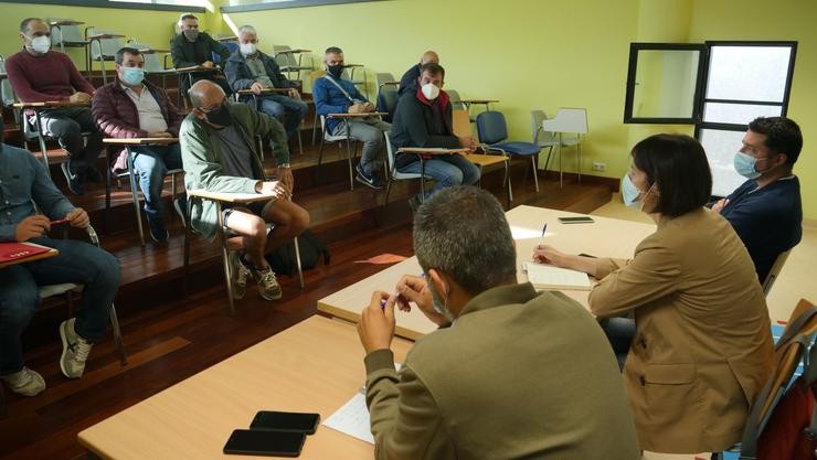 A portavoz nacional do BNG, Ana Pontón, reúnese co comité de empresa das plantas da antiga Ferroatlántica. BNG 