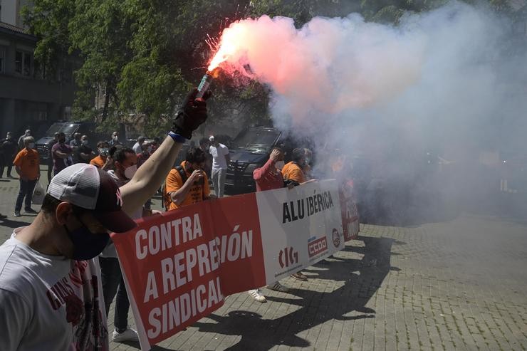 Protesta de traballadores de Alu Ibérica 