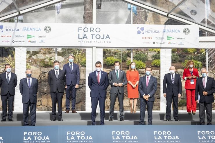 Arquivo - Fotografa de familia durante o acto de clausura do II Foro A Toja-Vínculo Atlántico celebrado na Illa de Toja, Pontevedra, Galicia, (España), a 3 de setembro de 2020.. Beatriz Ciscar - Europa Press - Arquivo / Europa Press