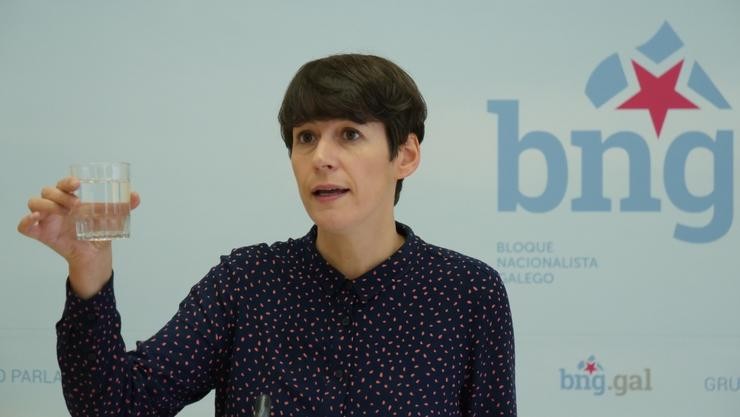 A portavoz nacional do BNG, Ana Pontón, nunha rolda de prensa para pedir a retirada do anteproxecto de lei galega de mellora do ciclo integral da auga 