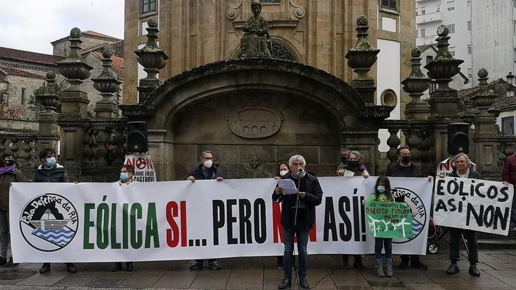 Mobilización en Pontevedra convocada pola Coordinadora Eólica Así Non. / Europa Press