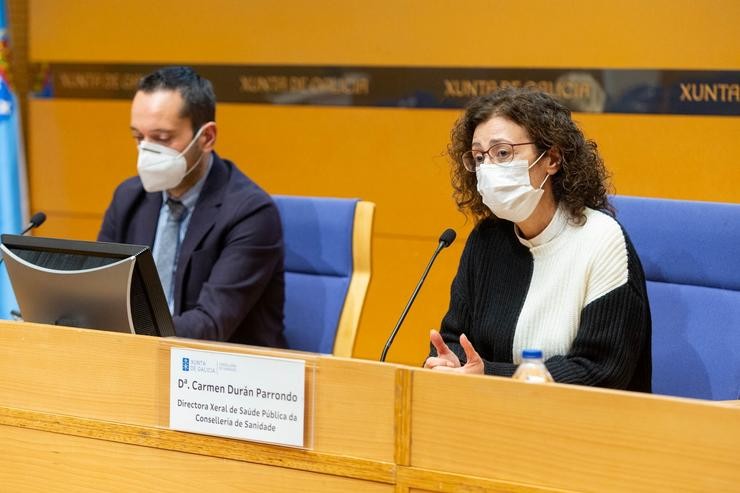 Balance da campaña antigripal, coa directora xeral de Saúde Pública, Carmen Durán, e o secretario xeral técnico da consellería, Alberto Fontes. XOÁN CRESPO/XUNTA / Europa Press