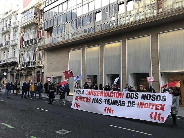 Concentración de delegados da CIG e de traballadores de Inditex. CIG 