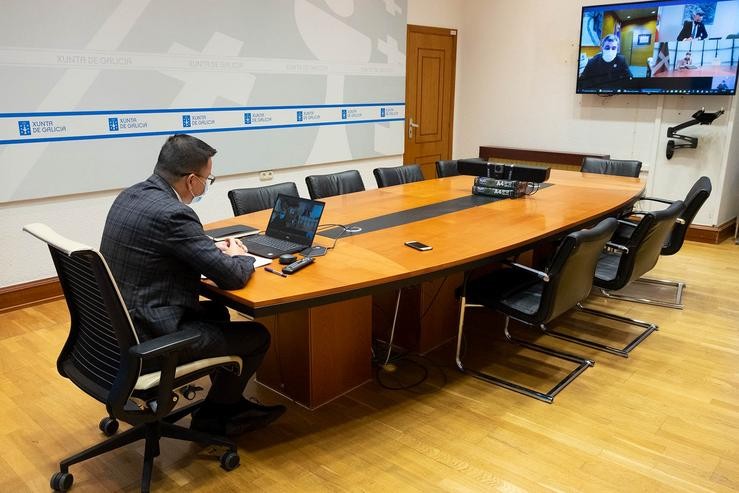 José González en videoconferencia con comunidades da cornixa cantábrica. XUNTA 