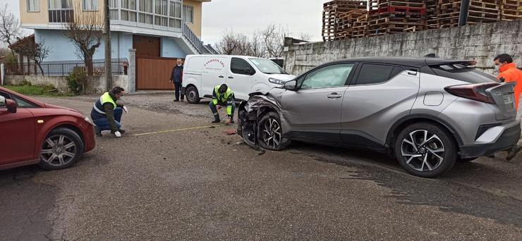 Accidente de tráfico en Taboadela (Ourense).. GARDA CIVIL 