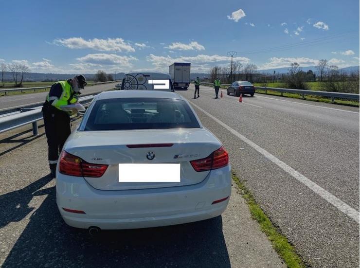 Control do Subsector de Tráfico de Ourense na A-52.. GARDA CIVIL 