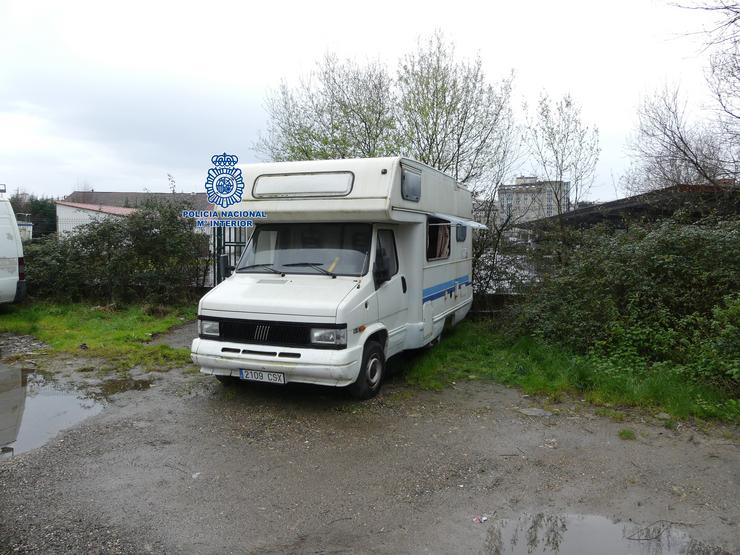 Autocaravana na que apareceu morto un veciño de Pontevedra 