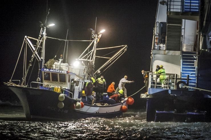 Labores de rescate dun barco do Fred Olsen procedente de Tenerife. Europa Press 