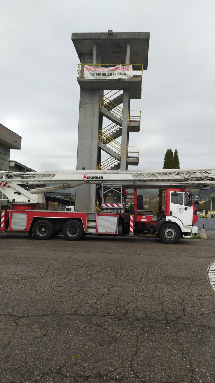 Camión de bombeiros en Ourense 