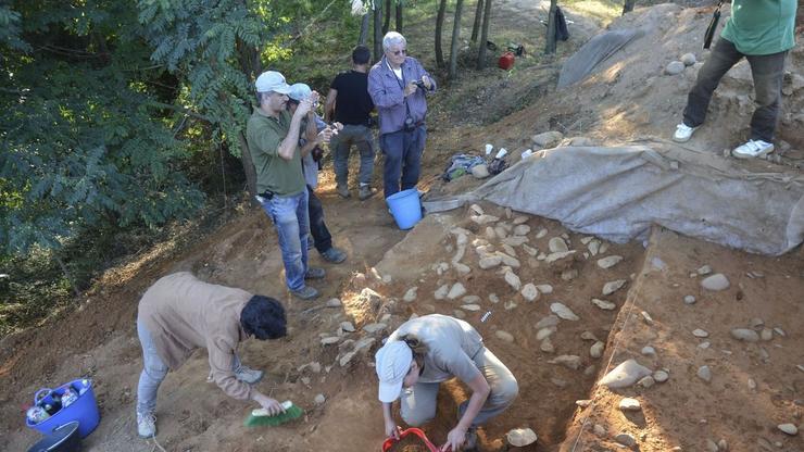 Escavacións no xacemento de Porto Maior, nas Neves.