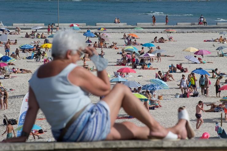 Unha praia na Mariña durante o pasado verán.. Carlos Castro - Europa Press - Arquivo