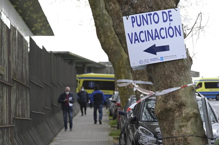 Vacinación cotra a covid-19 no Hospital Marítimo de Oza / M. Dylan - Europa Press.  