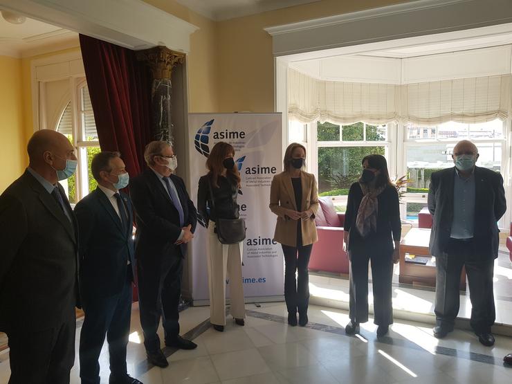 A conselleira de Emprego e Igualdade, María Jesús Lorenzana, nunha visita á Asociación de Industrias do Metal e Tecnoloxías Asociadas de Galicia (Asime), en Vigo / Europa Press