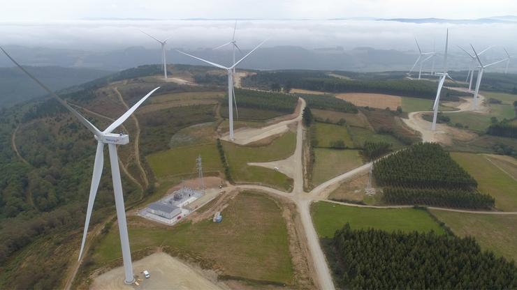 Parque eólico de Naturgy na Pastoriza (Lugo) 