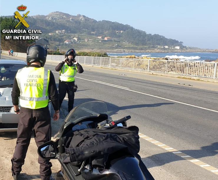 Control de motocicletas da Garda Civil de Pontevedra.. GARDA CIVIL DE PONTEVEDRA