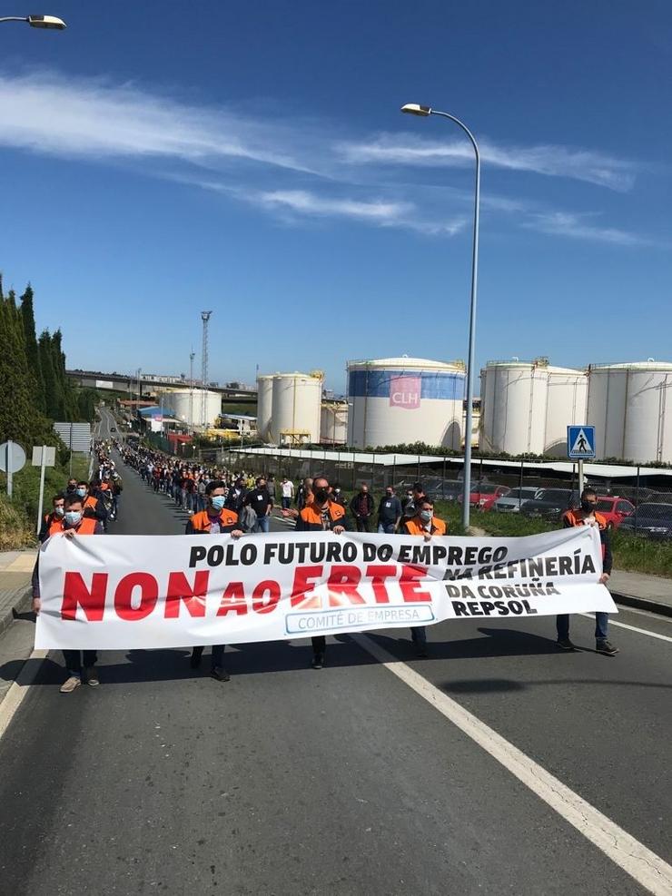 Manifestación de traballadores da refinaría da Coruña en rexeitamento ao ERTE. COMITÉ DE EMPRESA DA REFINARÍA DA CORUÑA / Europa Press
