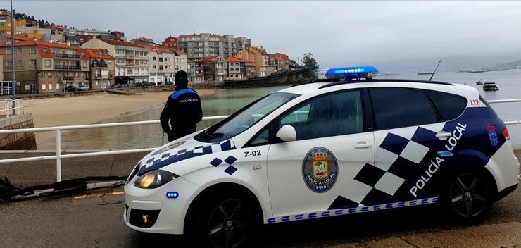Policía Local de Poio (Pontevedra) en Raxó.. POLICÍA LOCAL. Arquivo.