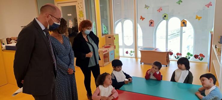 Visita a unha escola infantil de Santiago. XUNTA 