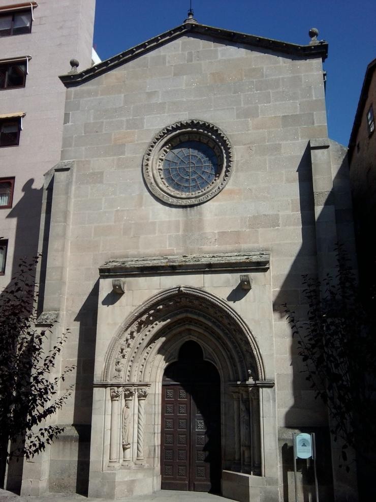 Igrexa dos Franciscanos, Ourense/Wikipedia