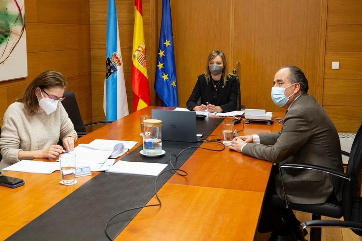 A conselleira de Política Social, Fabiola García, e o director xeral de Inclusión, Arturo Parrado, participan no Consello Territorial de Servizos Sociais / Xunta.