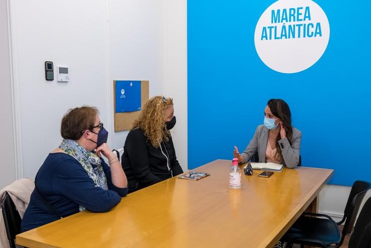 A edil de Marea Atlántica, Silvia Cameán, mantén unha reunión con representantes de Confapa. JAVIER VALENZUELA / Europa Press