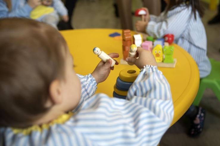 Arquivo - Un neno nunha escola infantil. ANA VARELA - Arquivo 