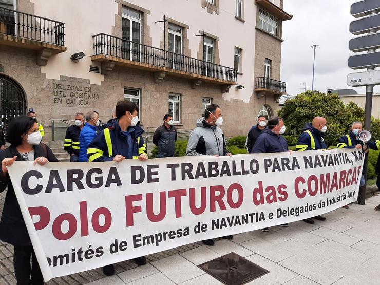 Protesta ante a Delegación do Goberno de representantes sindicais de Navantia Ferrol e Fene 