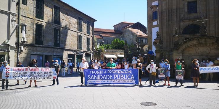 Concentración en Pontevedra en defensa da sanidade pública 