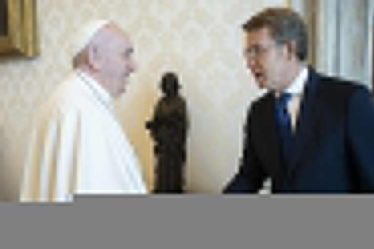 O presidente dá Xunta, Alberto Núñez Feijóo, é recibido en audiencia pola súa santidade o papa Francisco. Vaticano, 14/06/21. © VATICAN MEDIA / Europa Press