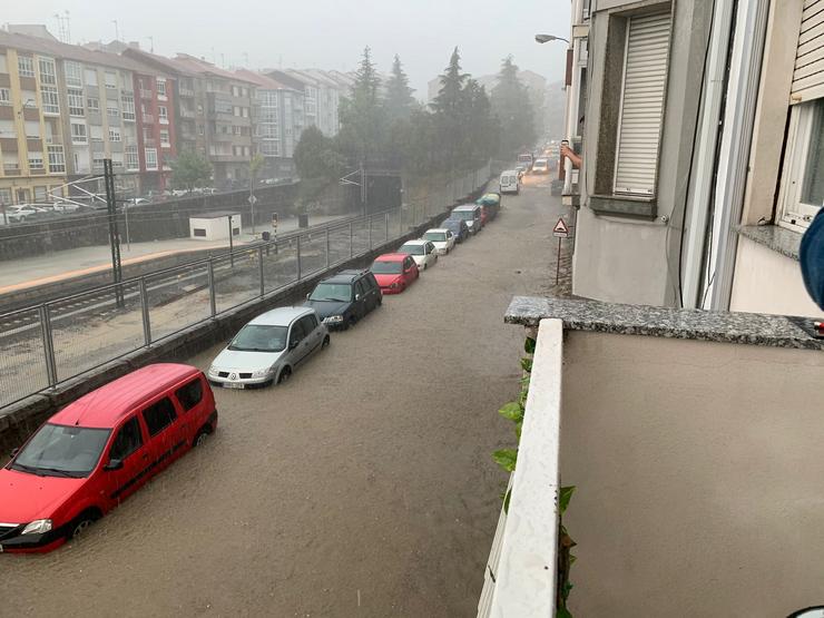 Rúas inundadas en Ourense por mor das treboadas / Twitter