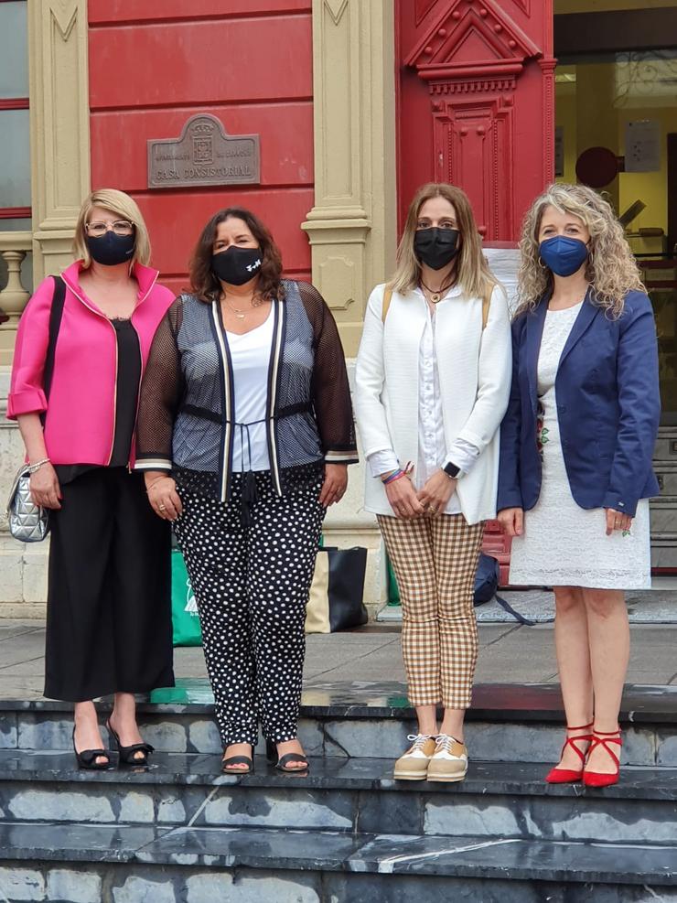 Mulleres integrantes de 'Somos Tierra' no acto de presentación da nova federación en Asturias 