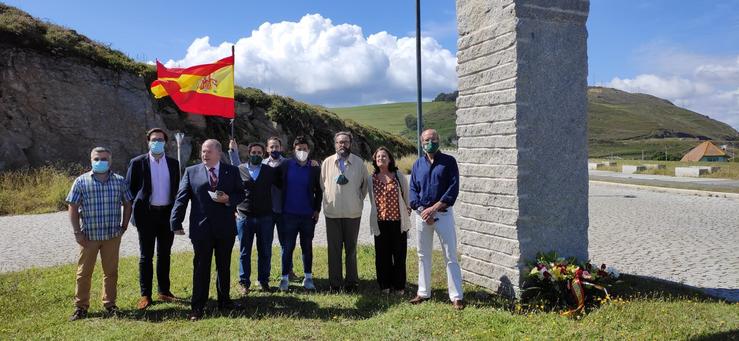 Homenaxe de Vox ás vítimas do terrorismo na Coruña. VOX 