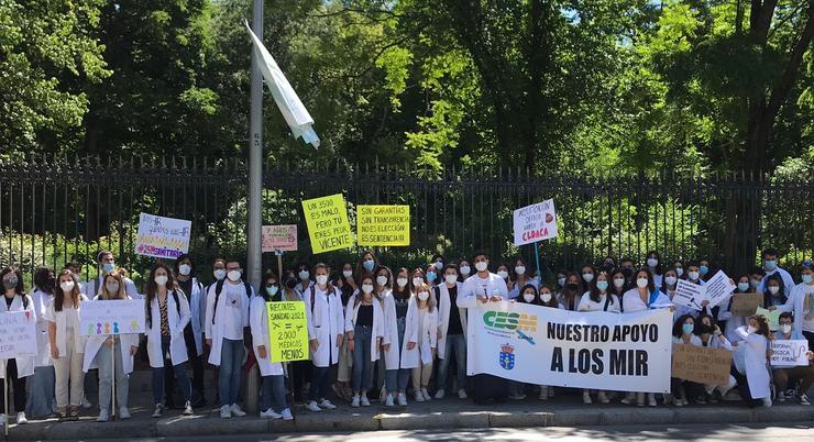 Protesta de médicos polo sistema de elección de prazas.. CESM GALICIA 