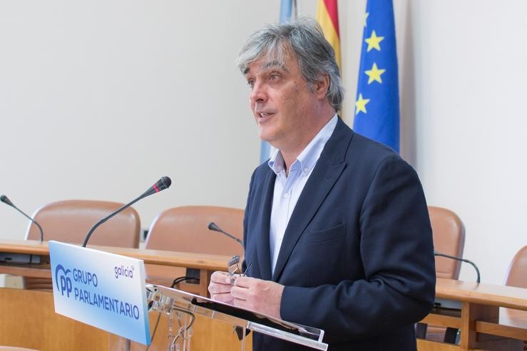 O portavoz parlamentario do PPdeG, Pedro Puy, en rolda de prensa. PP / Europa Press