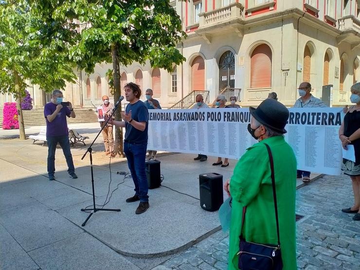 A Comisión Prol-Memorial ás Vítimas do Franquismo homenaxea ás case 1.000 persoas asasinadas pola ditadura en Ferrolterra.. COMISIÓN PROL-MEMORIAL 