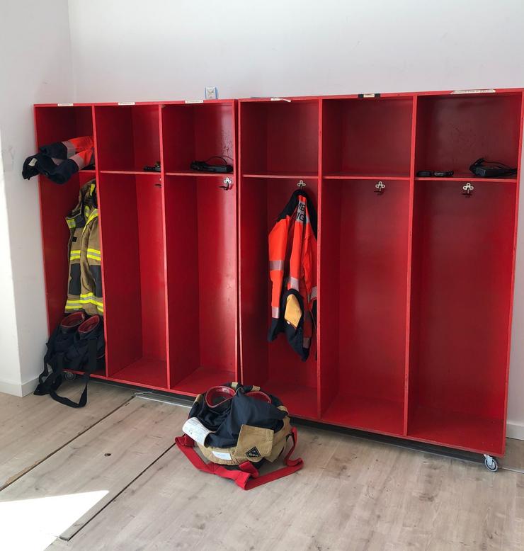 Instalacións do parque provisional de bombeiros en Coruxo (Vigo).. CUT