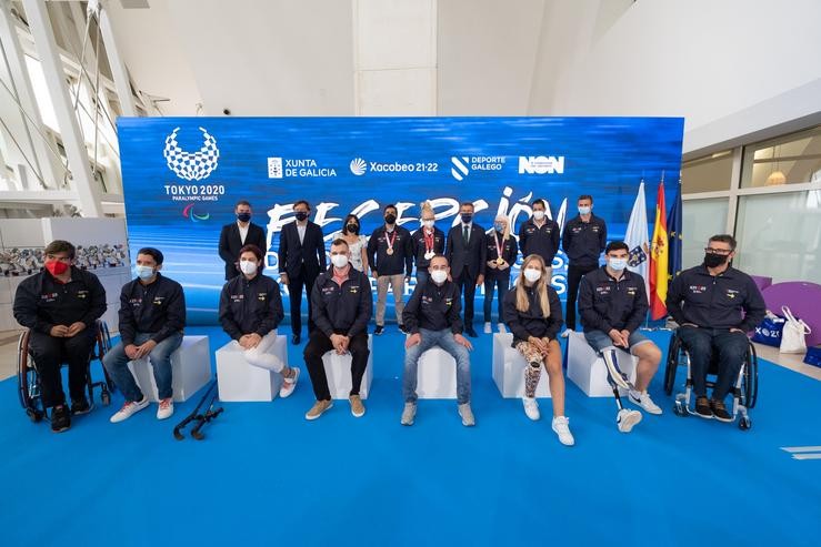 O presidente da Xunta, Alberto Núñez Feijóo, recibe aos deportistas galegos participantes nos Xogos Paralímpicos de Tokio.. XUNTA / Europa Press