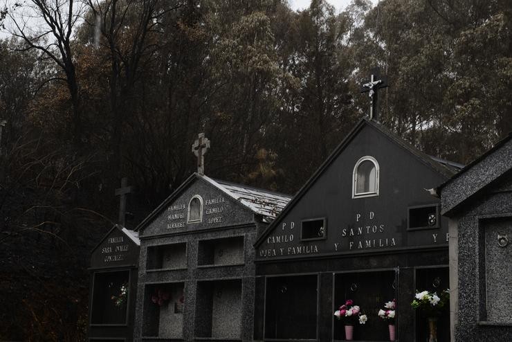 Cemiterio da parroquia de Rairós, pertencente ao municipio de Ribas de Sil, a 9 de setembro de 2021, en Ribas de Sil, Lugo, Galicia (España). O incendio declarado na parroquia de Ribas de Sil do municipio homónimo foi dado por controlado á. Rosa Veiga - Europa Press / Europa Press