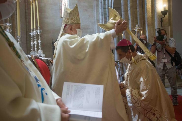Cerimonia de ordenación de Fernando García Cardiñanos como novo bispo da diocese Mondoñedo-Ferrol / EP