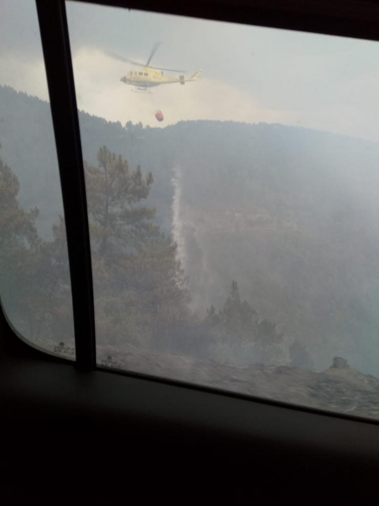 Chuvia miúda caeu na zona onde ten lugar o gran lume de Ribas de Sil / remitida