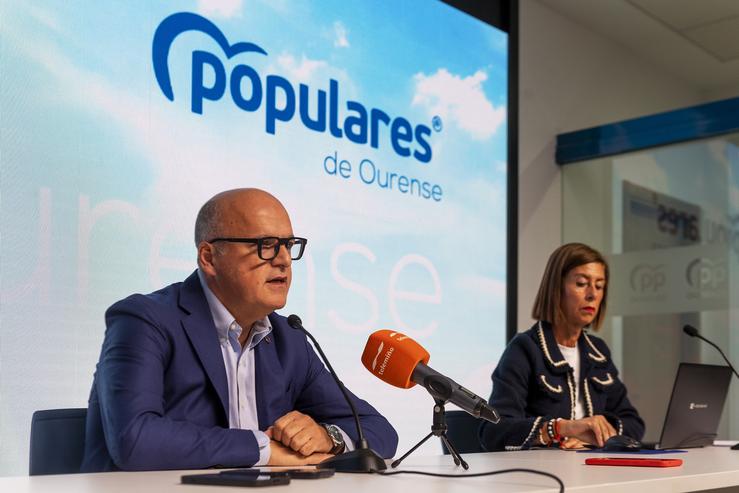 O presidente do PP de Ourense, Manuel Baltar, e a deputada autonómica Marisol Díaz.. PP / Europa Press