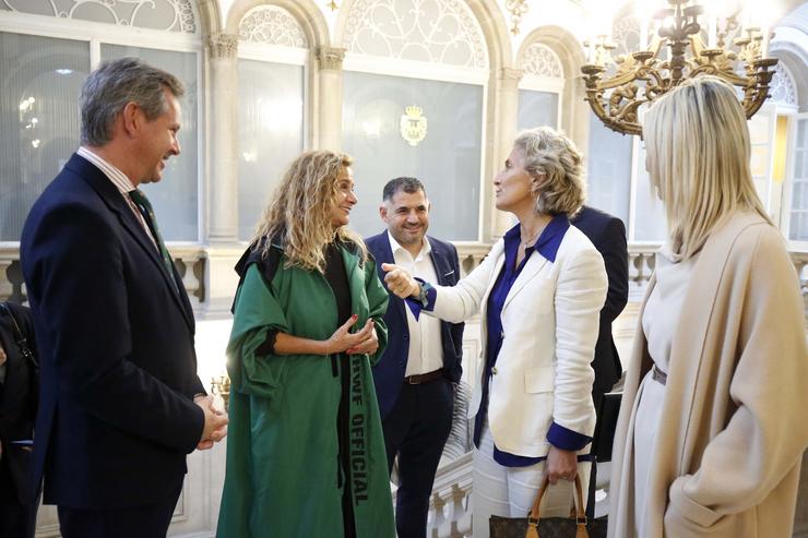 A ministra de Cohesión Territorial de Portugal, Ana Abrounhosa, xunto á presidenta da Deputación de Pontevedra, Carmela Silva, e o delegado do Goberno en Galicia, José Miñones. RAFA ESTEVEZ / DEPUTACIÓN DE PONTEVEDRA / Europa Press