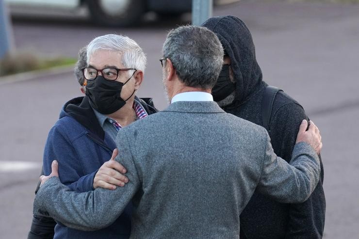 O maquinista do tren Francisco Garzón (1i) á súa chegada para declarar na segunda xornada do xuízo polo accidente ferroviario de Alvia, na Cidade da Cultura de Santiago de Compostela, a 6 de outubro de 2022, en Santiago de Compostela, A Coru. Álvaro Ballesteros - Europa Press