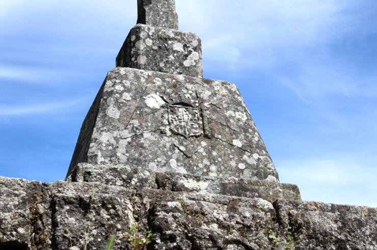 Cruz de Monte da Cruz, símbolo considerado franquista que pretede ser renomeado como Outeiro da Obra, en Celanova / remitido