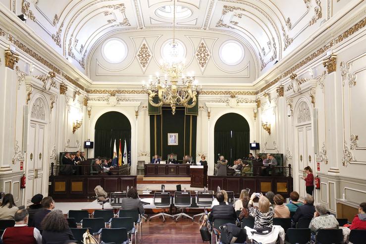 Pleno da Deputación de Pontevedra no que foron aprobados os orzamentos da institución para 2023. RAFA ESTEVEZ 