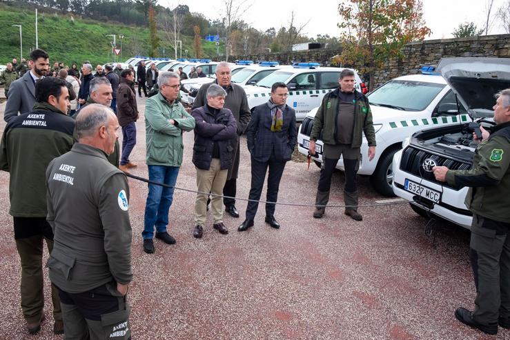 O Conselleiro de Medio Rural, José González na entrega de vehículos todoterreo ao Servizo de Prevención e Defensa Contra Incendios Forestais / Xoán Crespo - Xunta de Galicia.