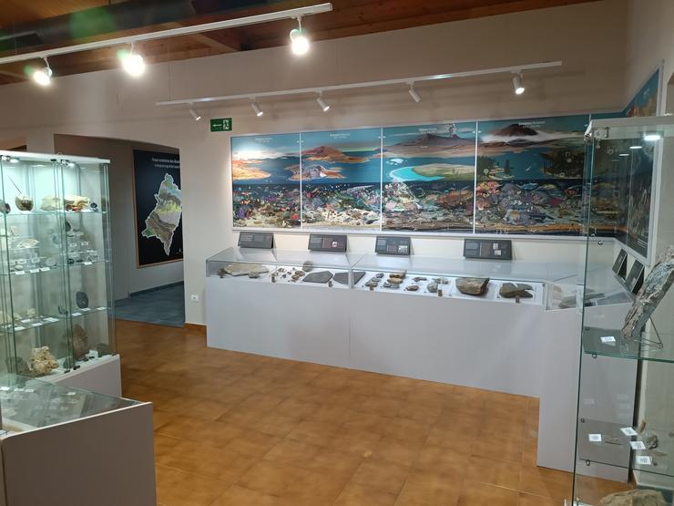 Museo Xeolóxico de Quiroga no Xeoparque Montañas do Courel en Lugo 