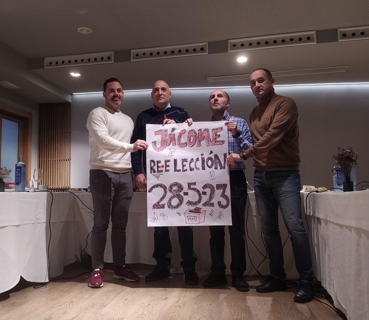 O alcalde de Ourense, Gonzalo Pérez Jácome, e os seu tres concelleiros presentan a candidatura de Democracia Ourensá para a súa reelección. / Europa Press