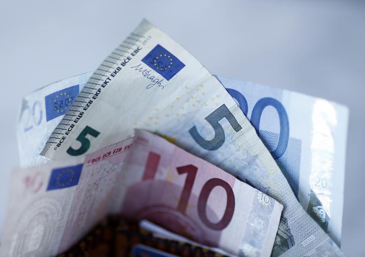 Billetes e moedas de euro 