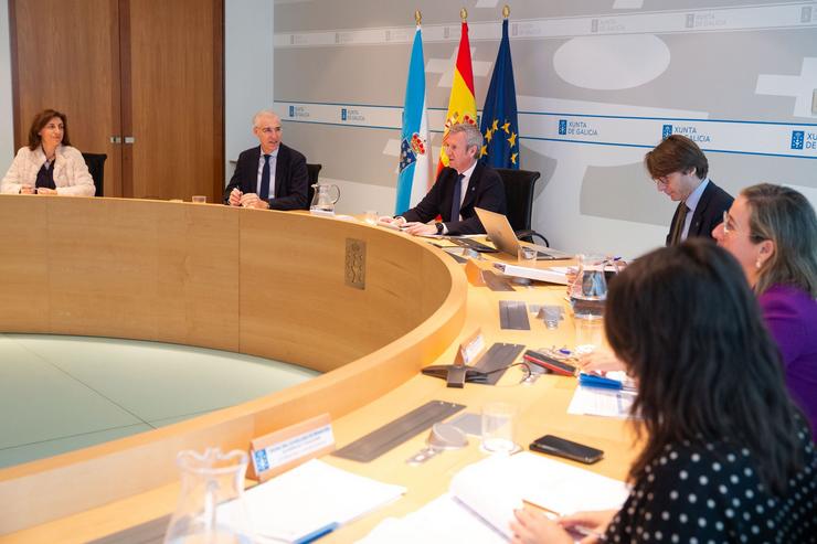 O presidente da Xunta, Alfonso Rueda, preside a reunión do Consello da Xunta.. XUNTA 